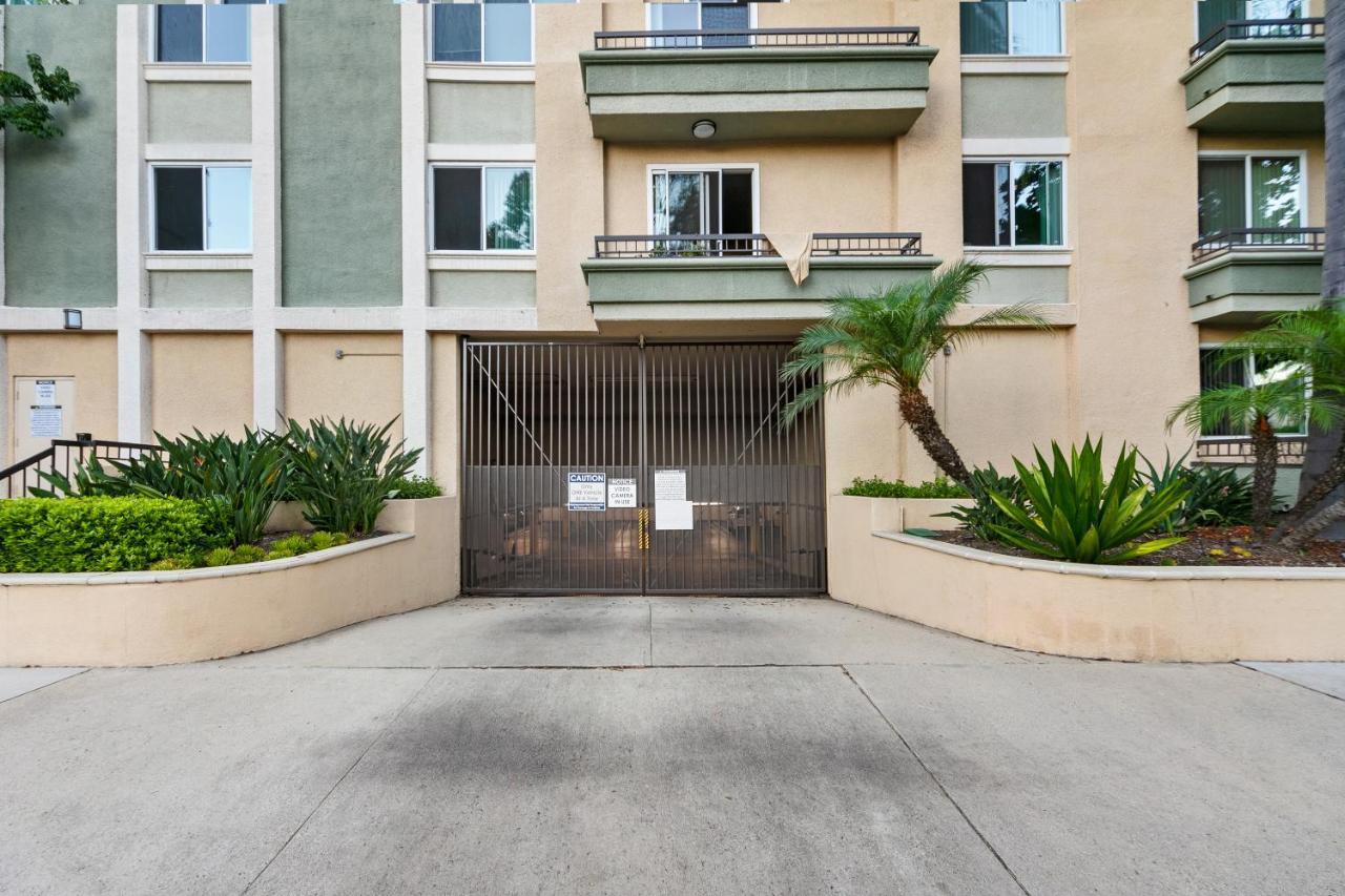 לוס אנג'לס Beverly Hills 2 Bed 2 Bath Penthouse With Den And Parking 414 מראה חיצוני תמונה