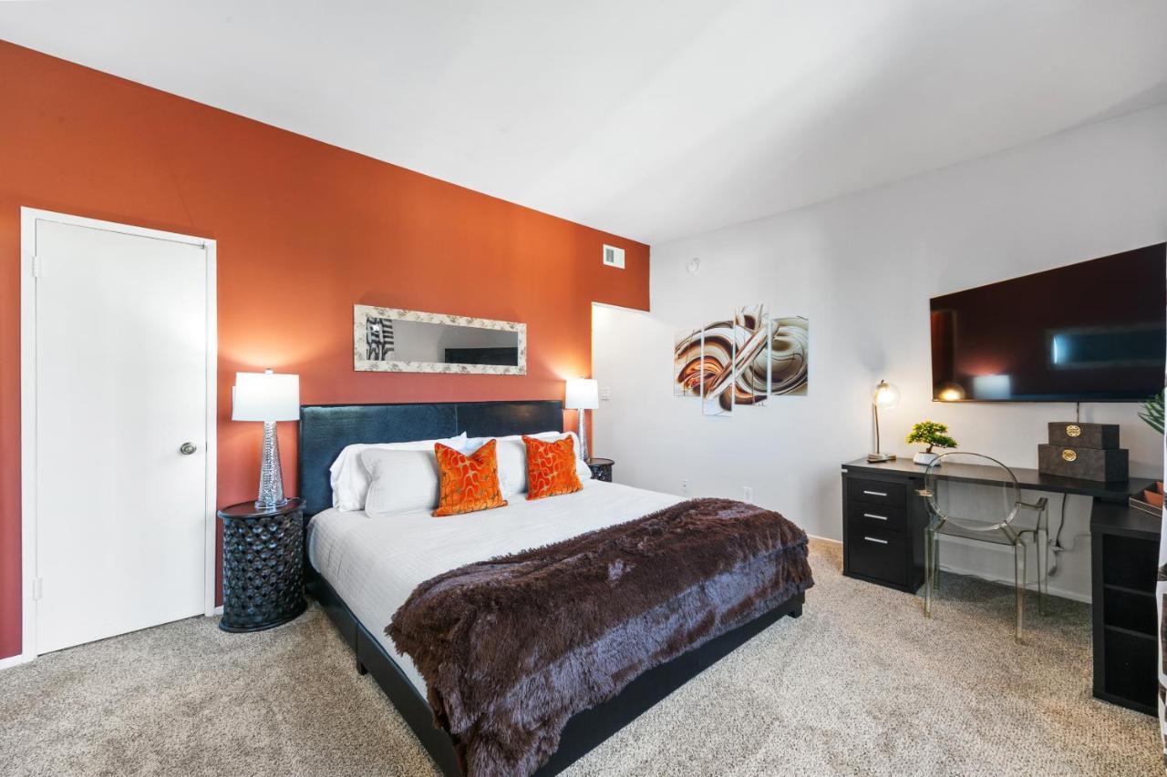 לוס אנג'לס Beverly Hills 2 Bed 2 Bath Penthouse With Den And Parking 414 מראה חיצוני תמונה