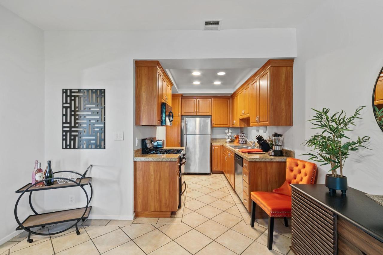 לוס אנג'לס Beverly Hills 2 Bed 2 Bath Penthouse With Den And Parking 414 מראה חיצוני תמונה